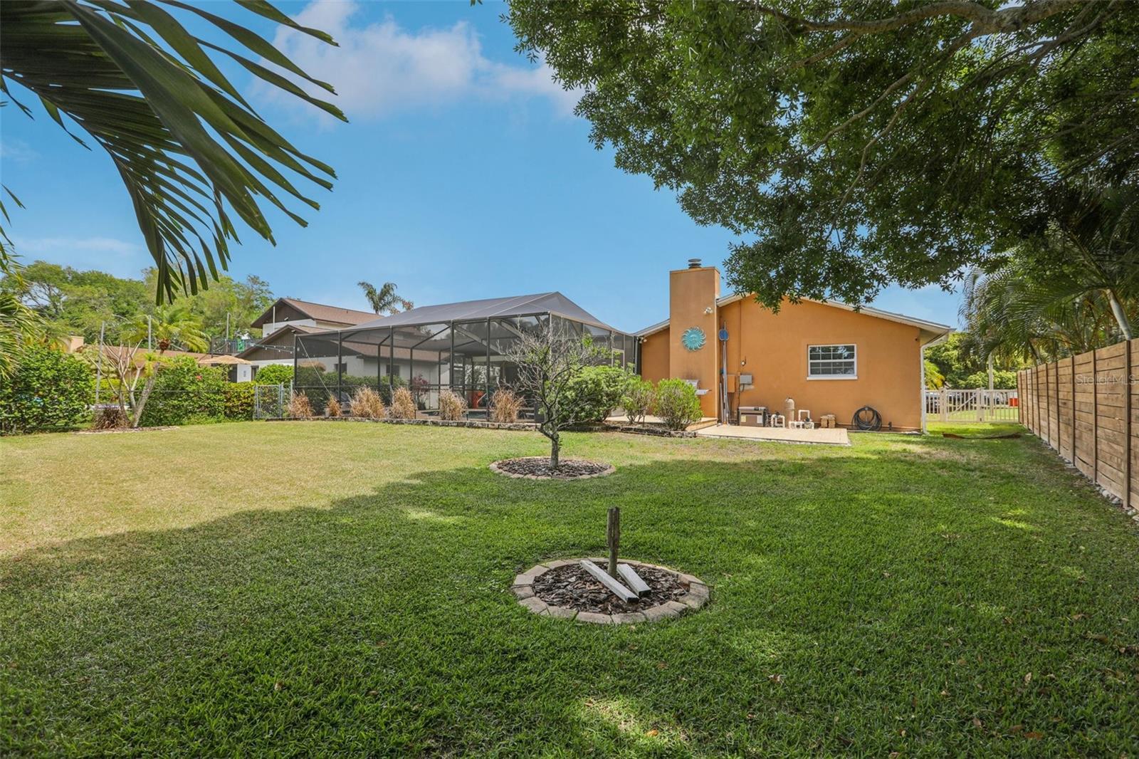 Image 4 of 34 For 5916 Oakhurst Drive