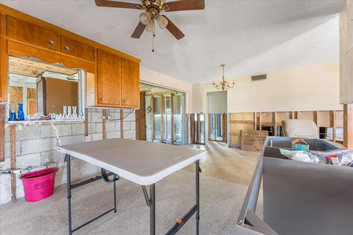 Image 15 of 35 For 6971 Grande Vista Way S