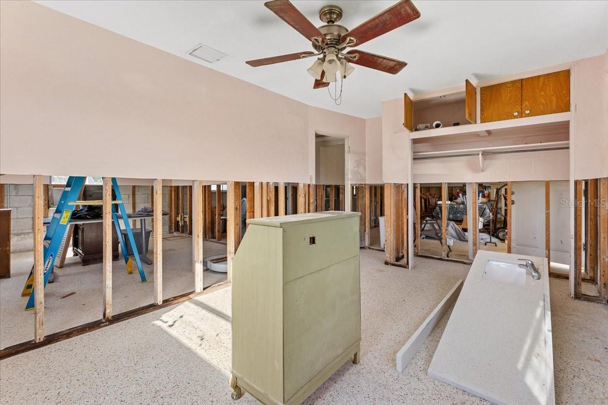 Image 17 of 35 For 6971 Grande Vista Way S