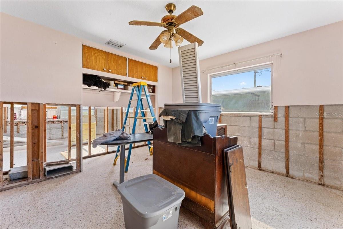 Image 20 of 35 For 6971 Grande Vista Way S