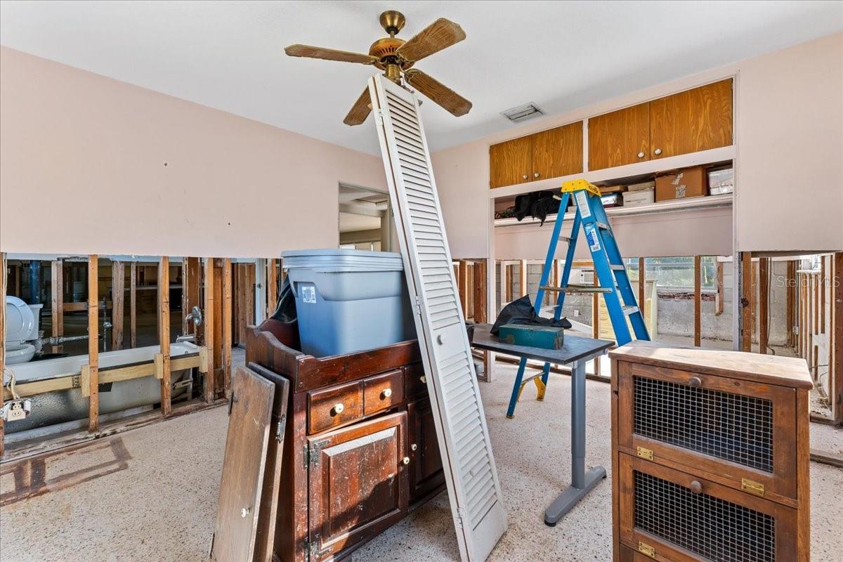 Image 21 of 35 For 6971 Grande Vista Way S