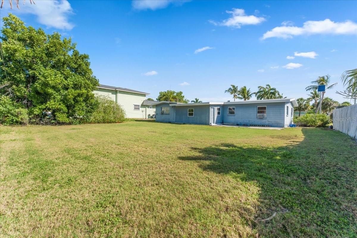 Image 4 of 35 For 6971 Grande Vista Way S