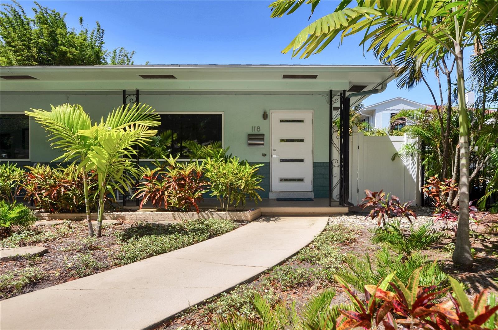 Image 2 of 52 For 807 26th Avenue N