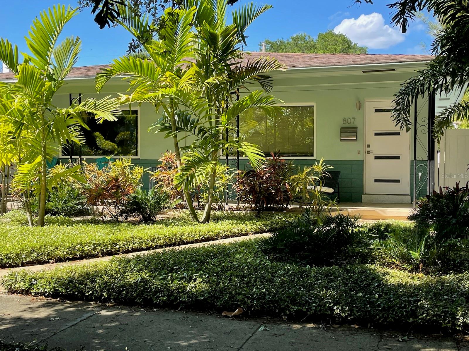 Image 40 of 52 For 807 26th Avenue N