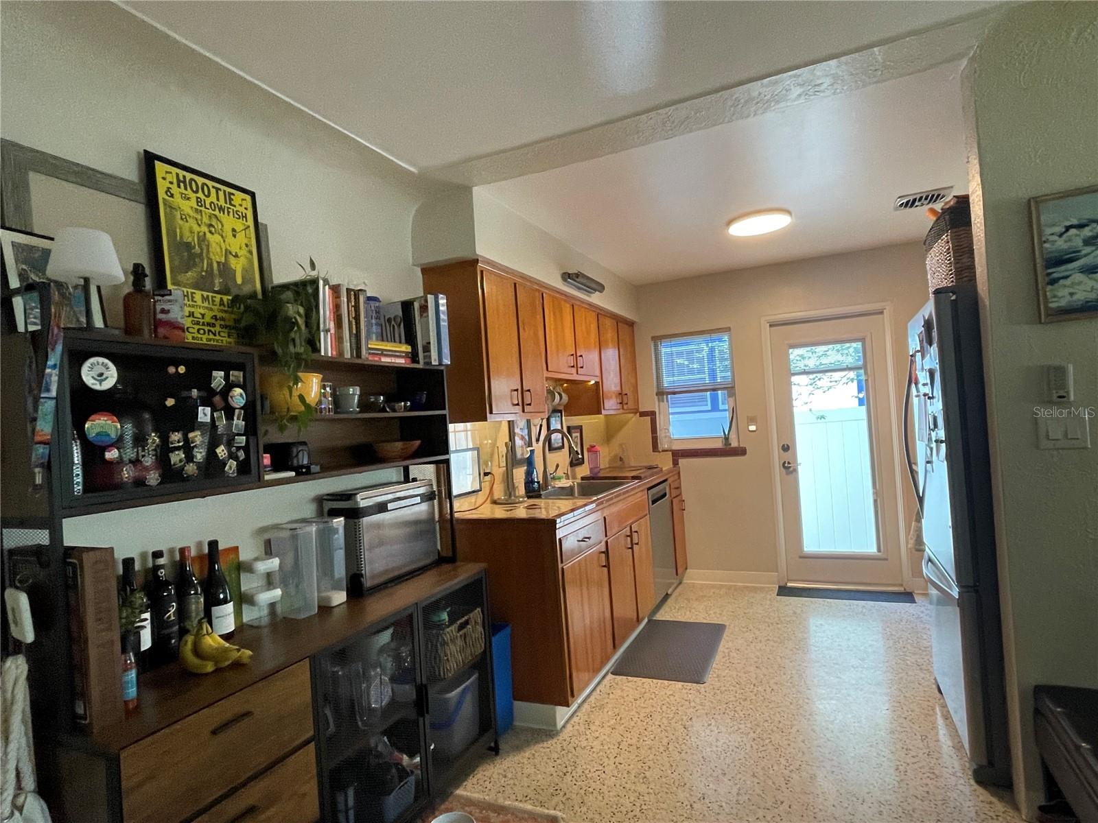 Image 9 of 52 For 807 26th Avenue N