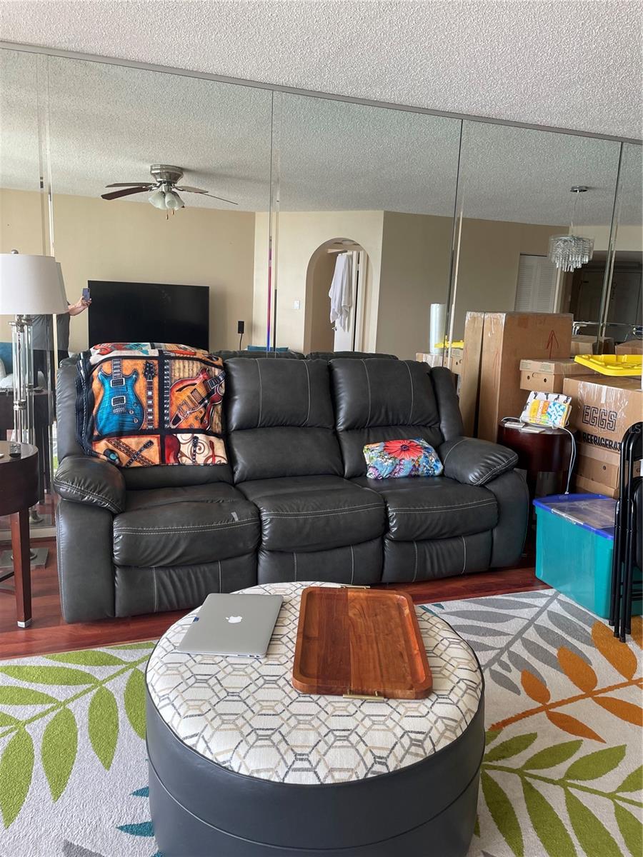 Image 6 of 11 For 5155 Isla Key Boulevard S 307