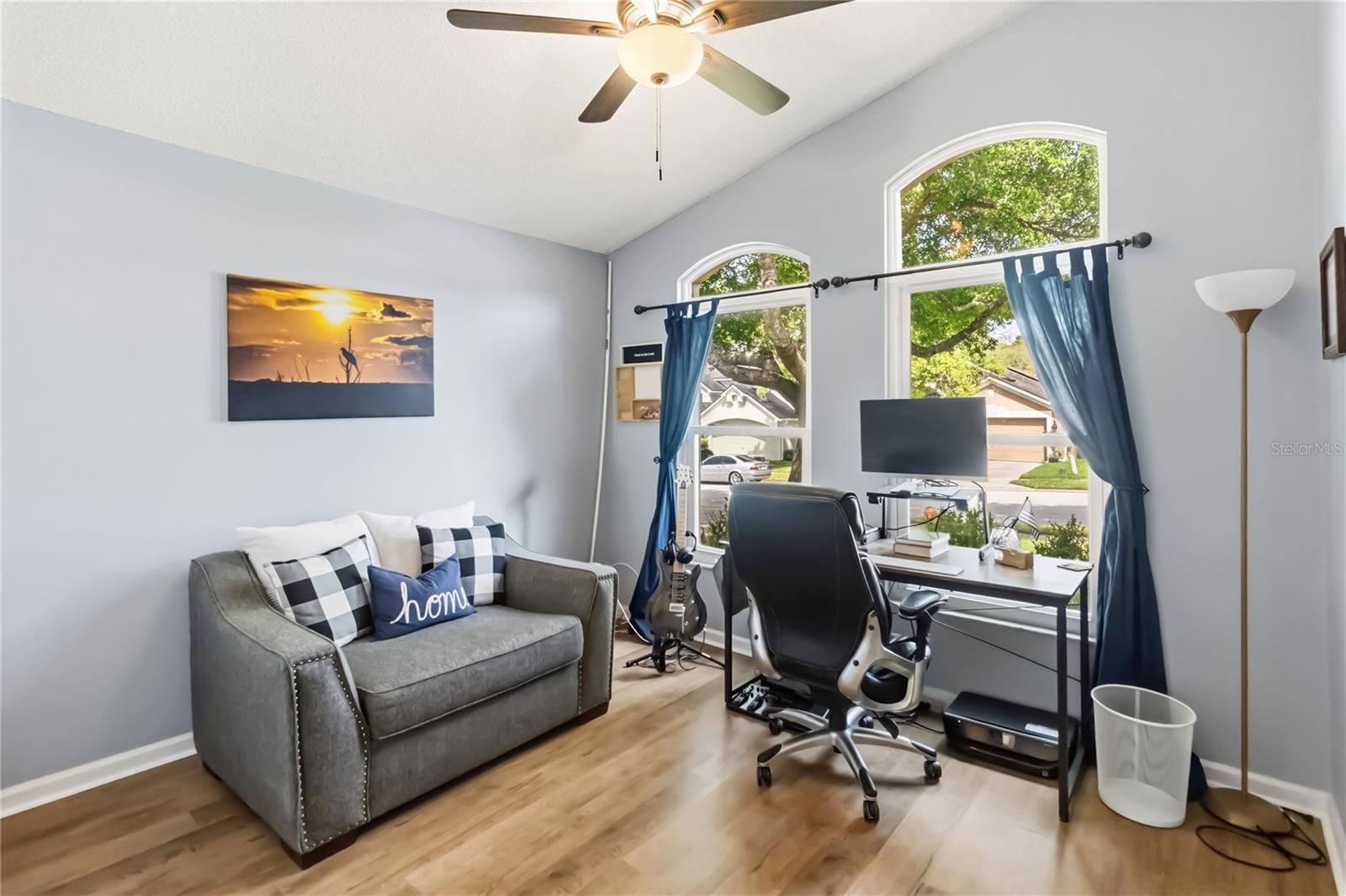 Image 9 of 37 For 148 Weathersfield Avenue