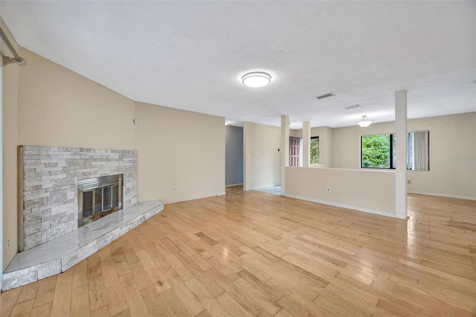 Image 27 of 53 For 407 1st Avenue Ne