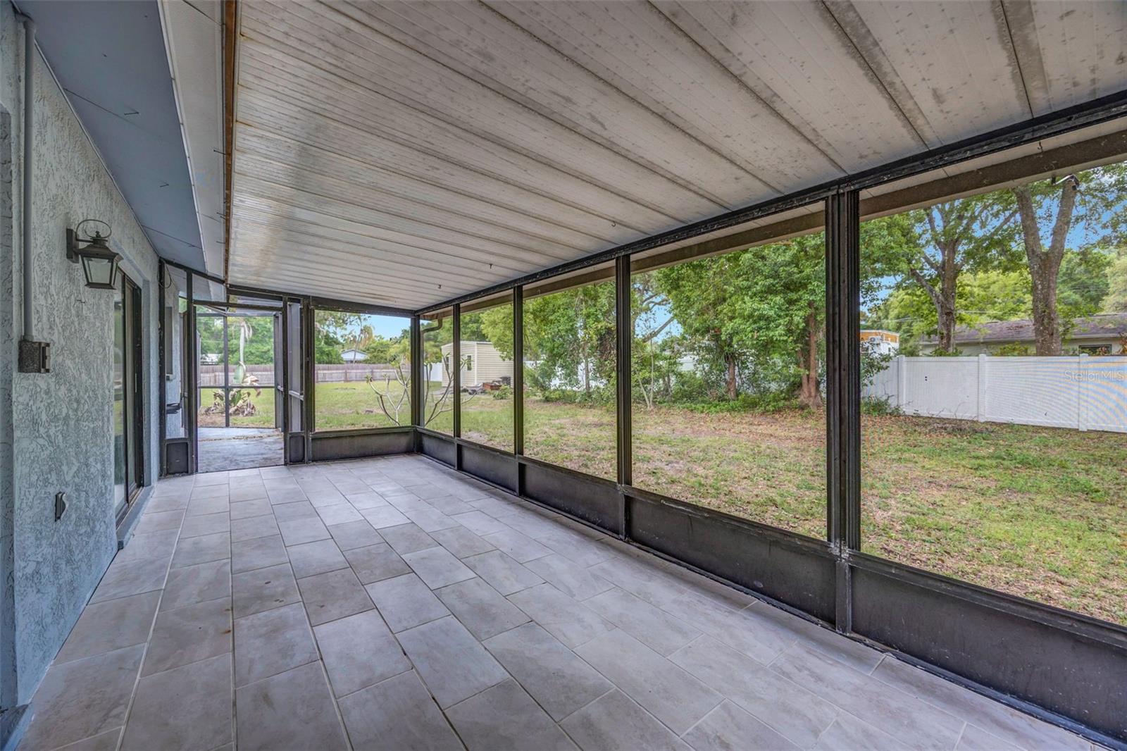 Image 38 of 53 For 407 1st Avenue Ne