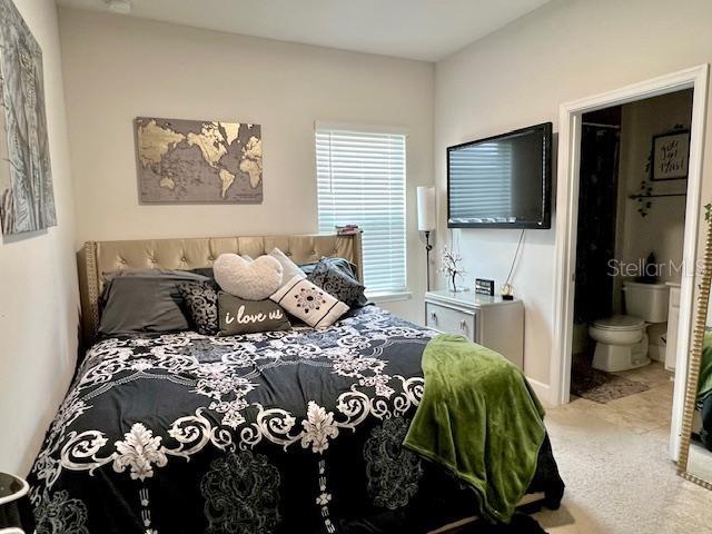 Listing photo id 15 for 8351 Greenway Avenue