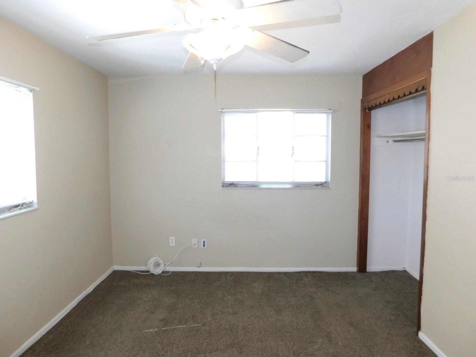 Listing photo id 9 for 6810 13th Street N