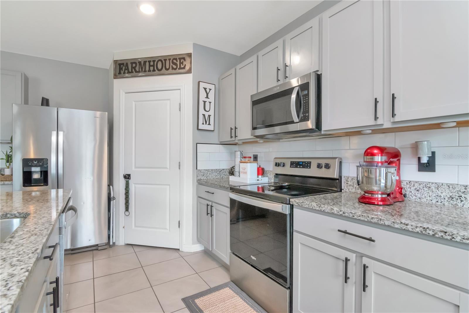 Image 8 of 41 For 33678 Jasper Stone Dr