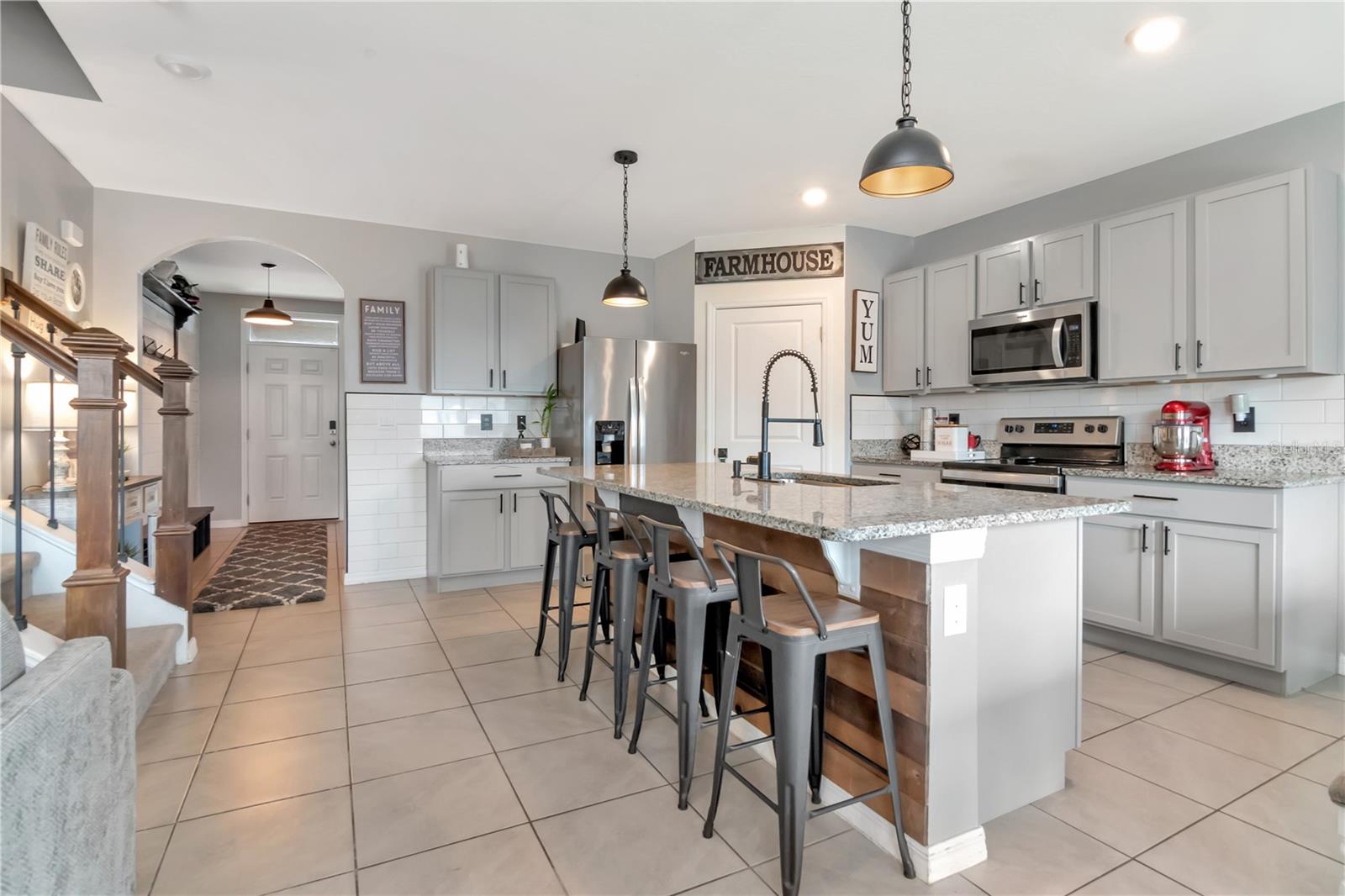 Image 9 of 41 For 33678 Jasper Stone Dr