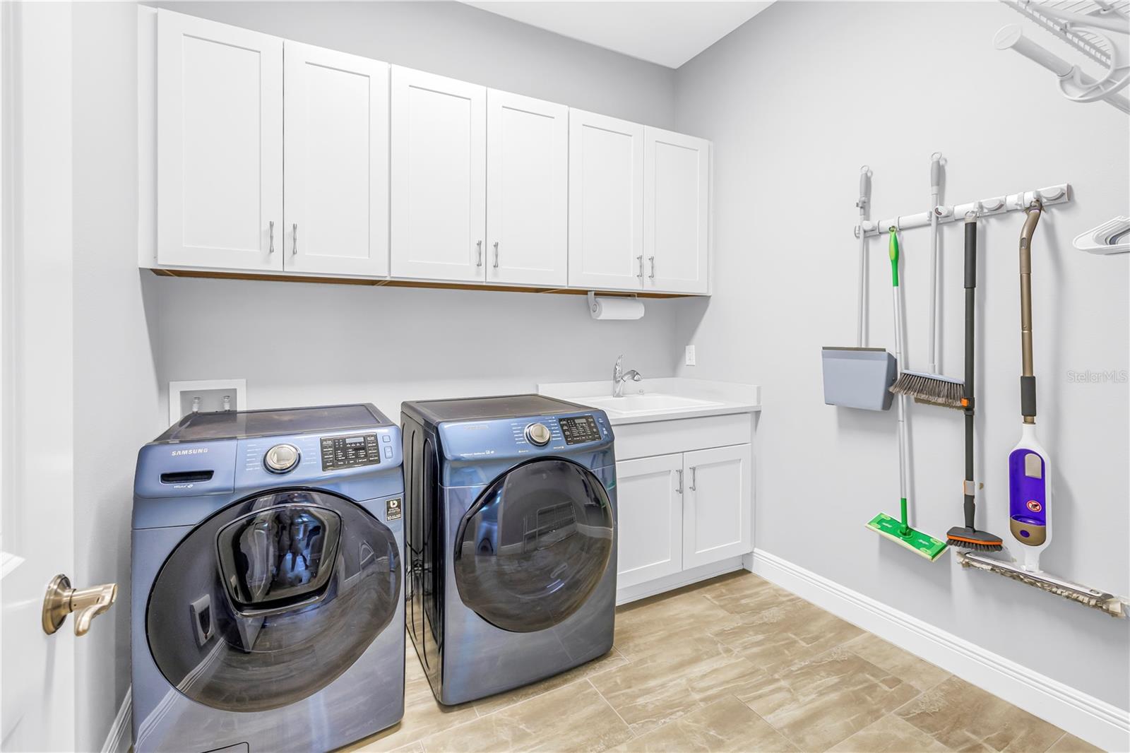 Image 38 of 58 For 4541 Baltry Court