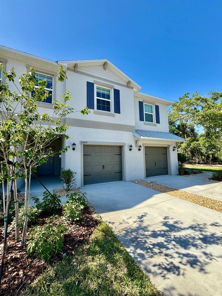 Image 2 of 31 For 10409 Golden Sands Avenue