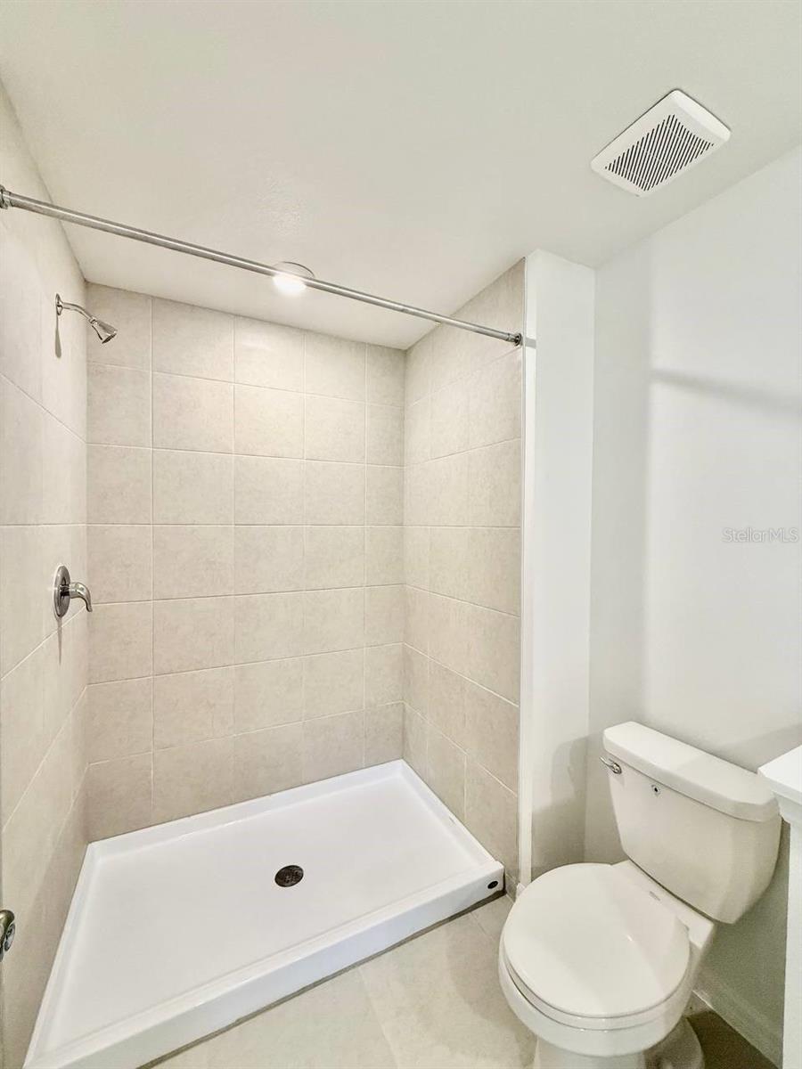 Image 24 of 31 For 10409 Golden Sands Avenue