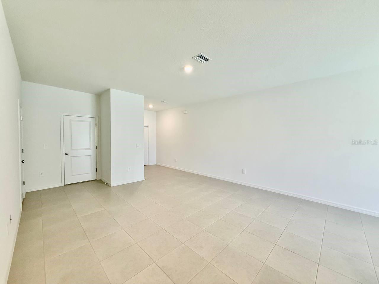 Image 7 of 31 For 10409 Golden Sands Avenue