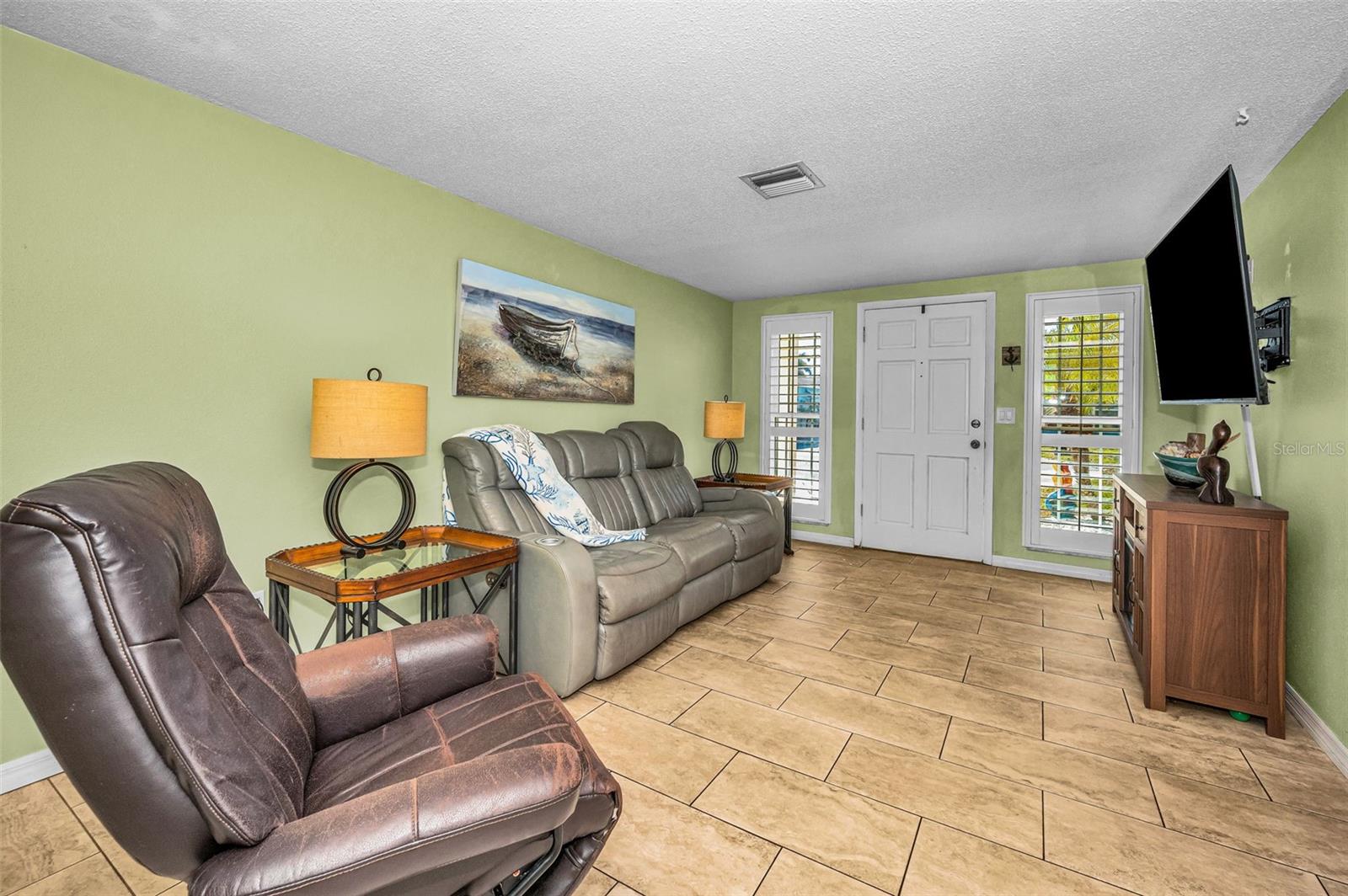 Image 10 of 66 For 1000 Crane Court