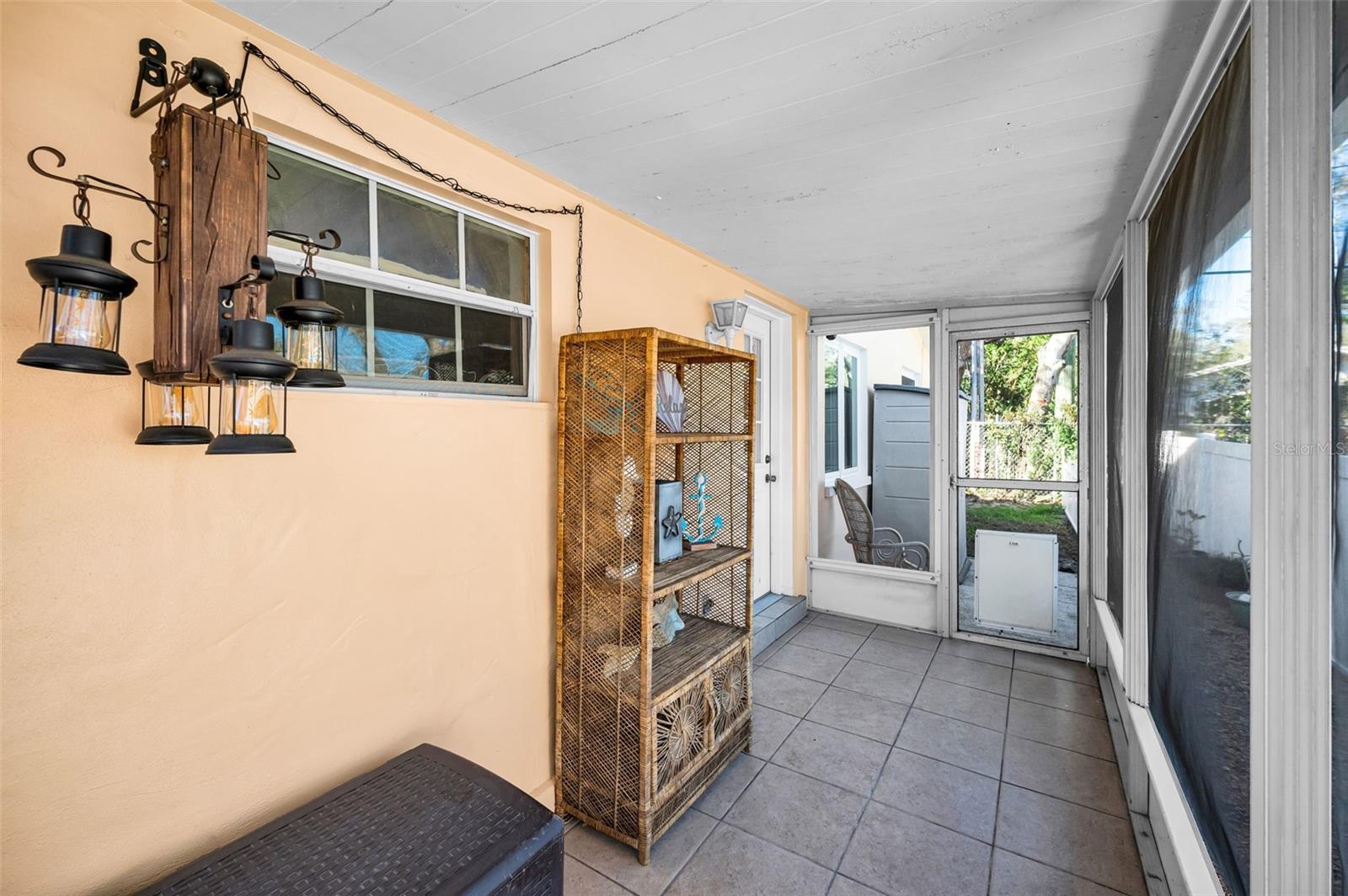 Image 38 of 66 For 1000 Crane Court