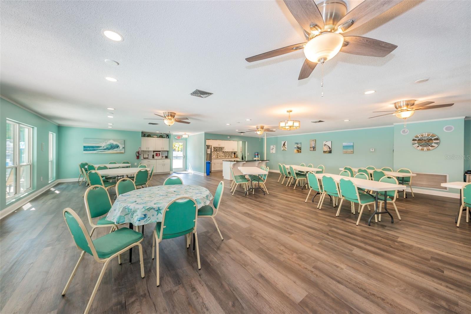 Image 55 of 66 For 1000 Crane Court