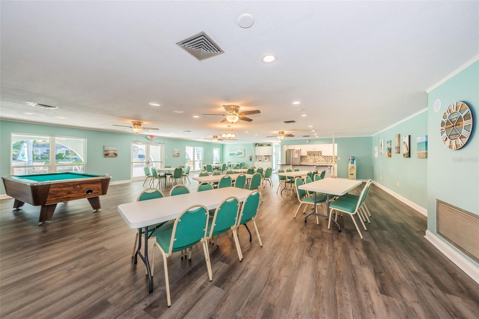 Image 57 of 66 For 1000 Crane Court