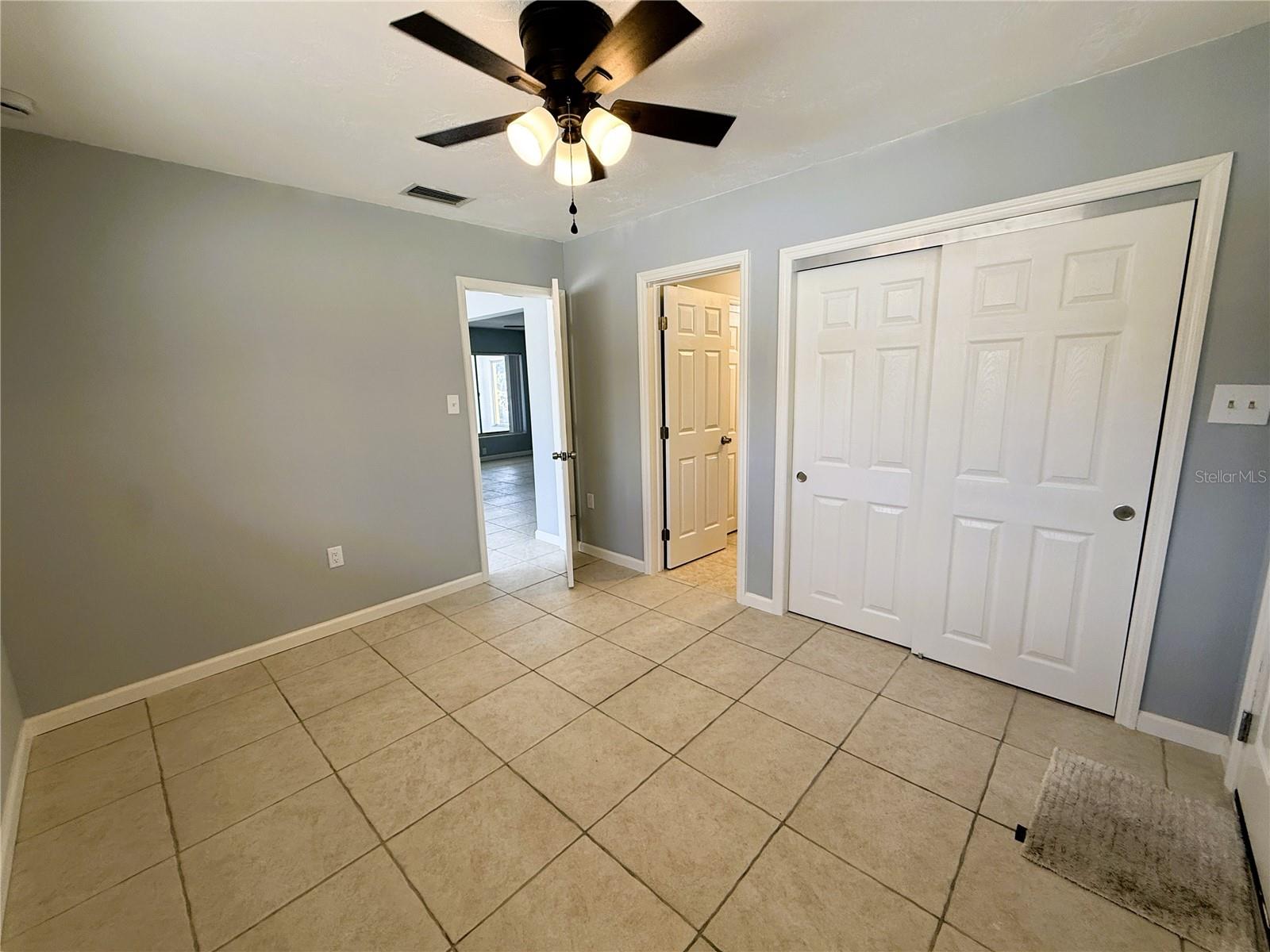 Image 18 of 30 For 500 140th Avenue E