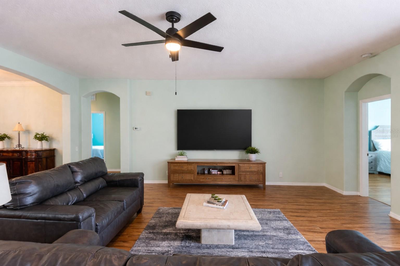 Image 10 of 42 For 9101 Luncarty Drive