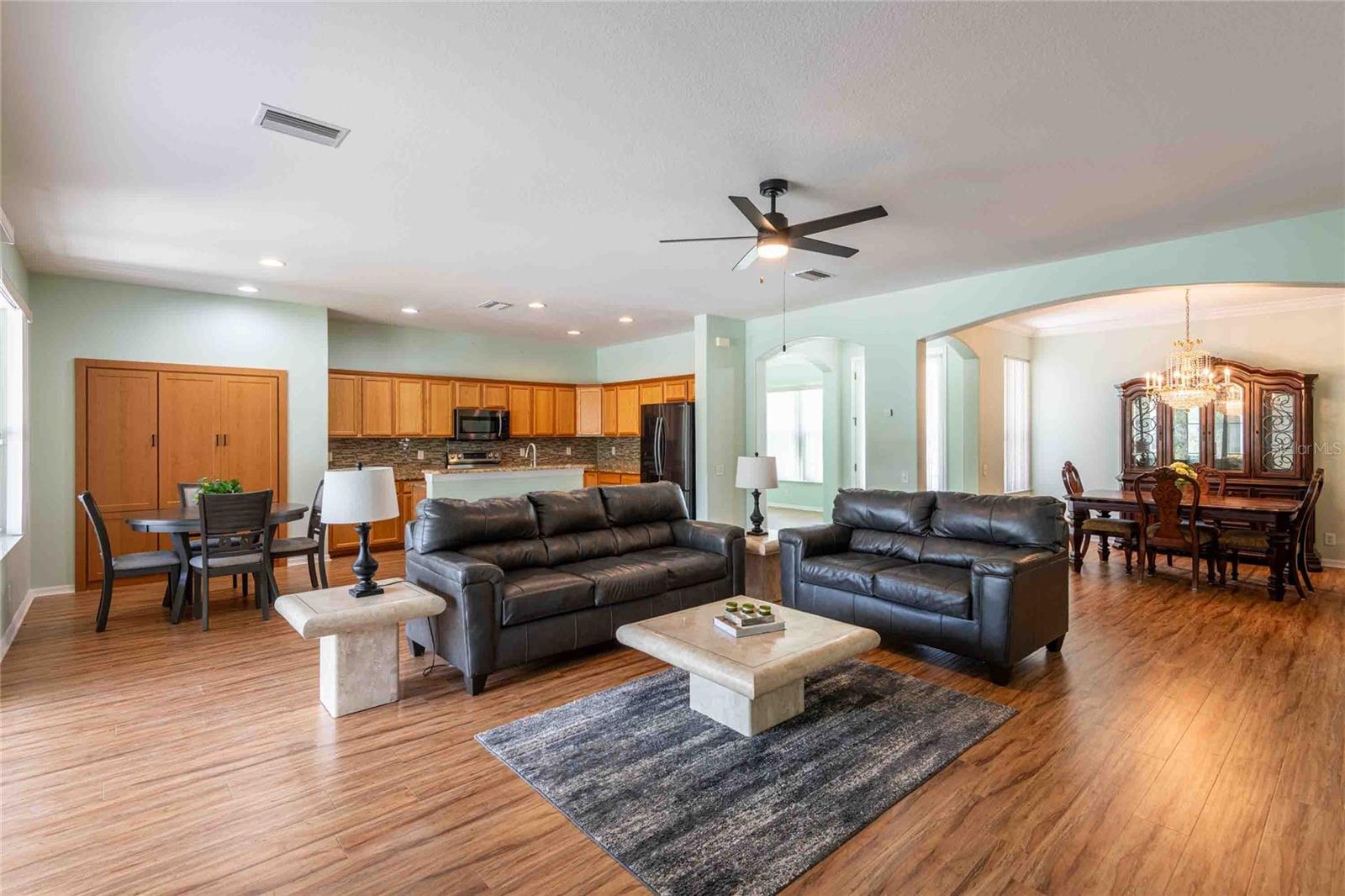 Image 2 of 42 For 9101 Luncarty Drive