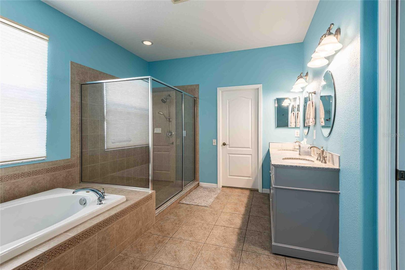 Image 23 of 42 For 9101 Luncarty Drive