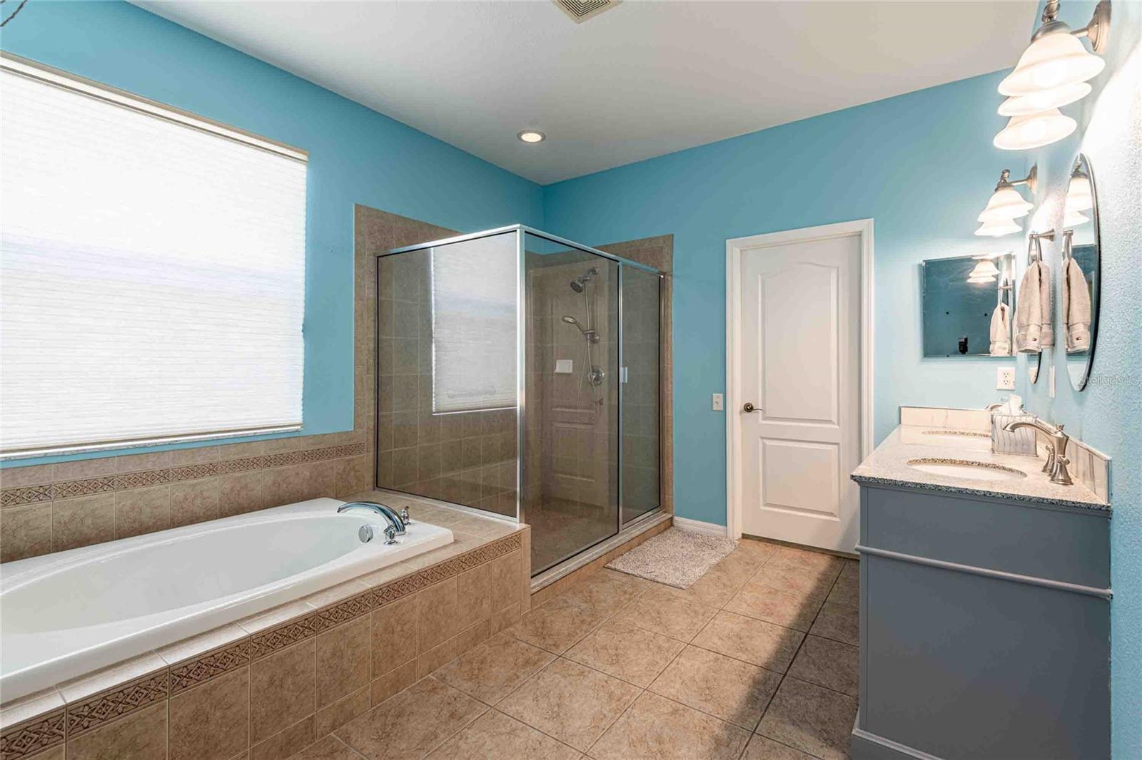 Image 24 of 42 For 9101 Luncarty Drive