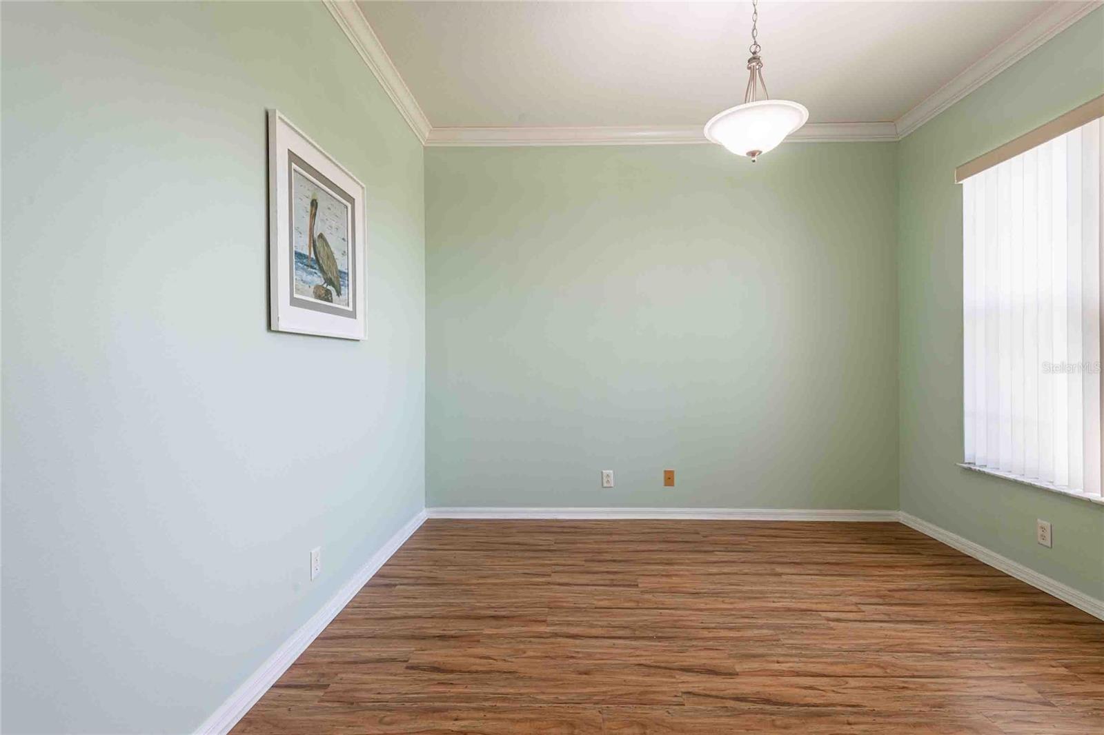 Image 4 of 42 For 9101 Luncarty Drive