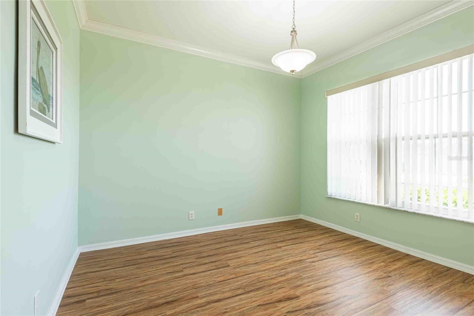 Image 6 of 42 For 9101 Luncarty Drive