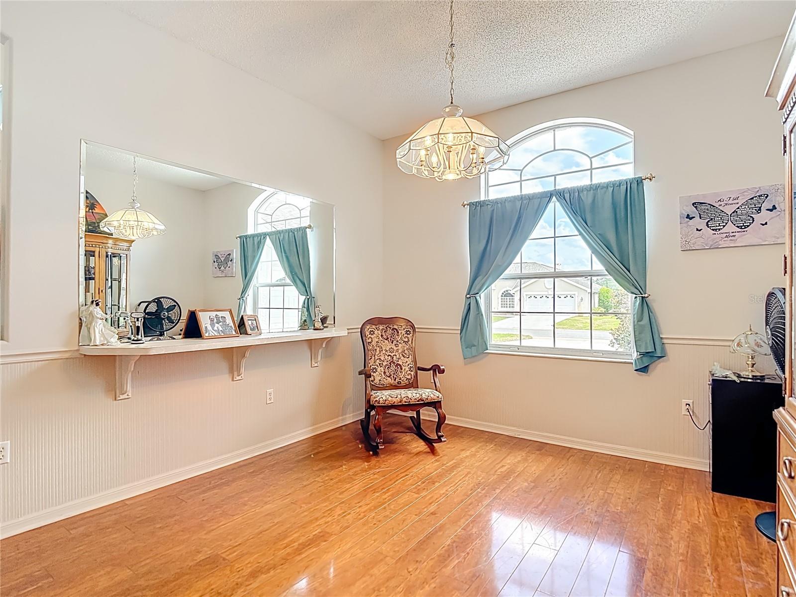 Image 7 of 32 For 8410 Maybelle Drive