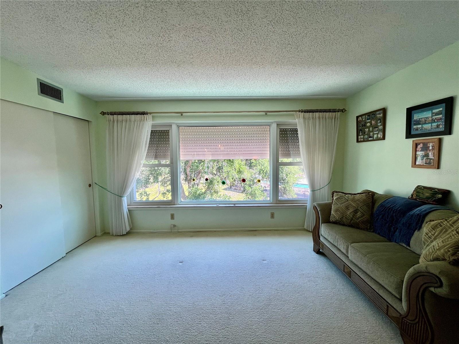 Image 15 of 50 For 2258 World Parkway Boulevard W 56