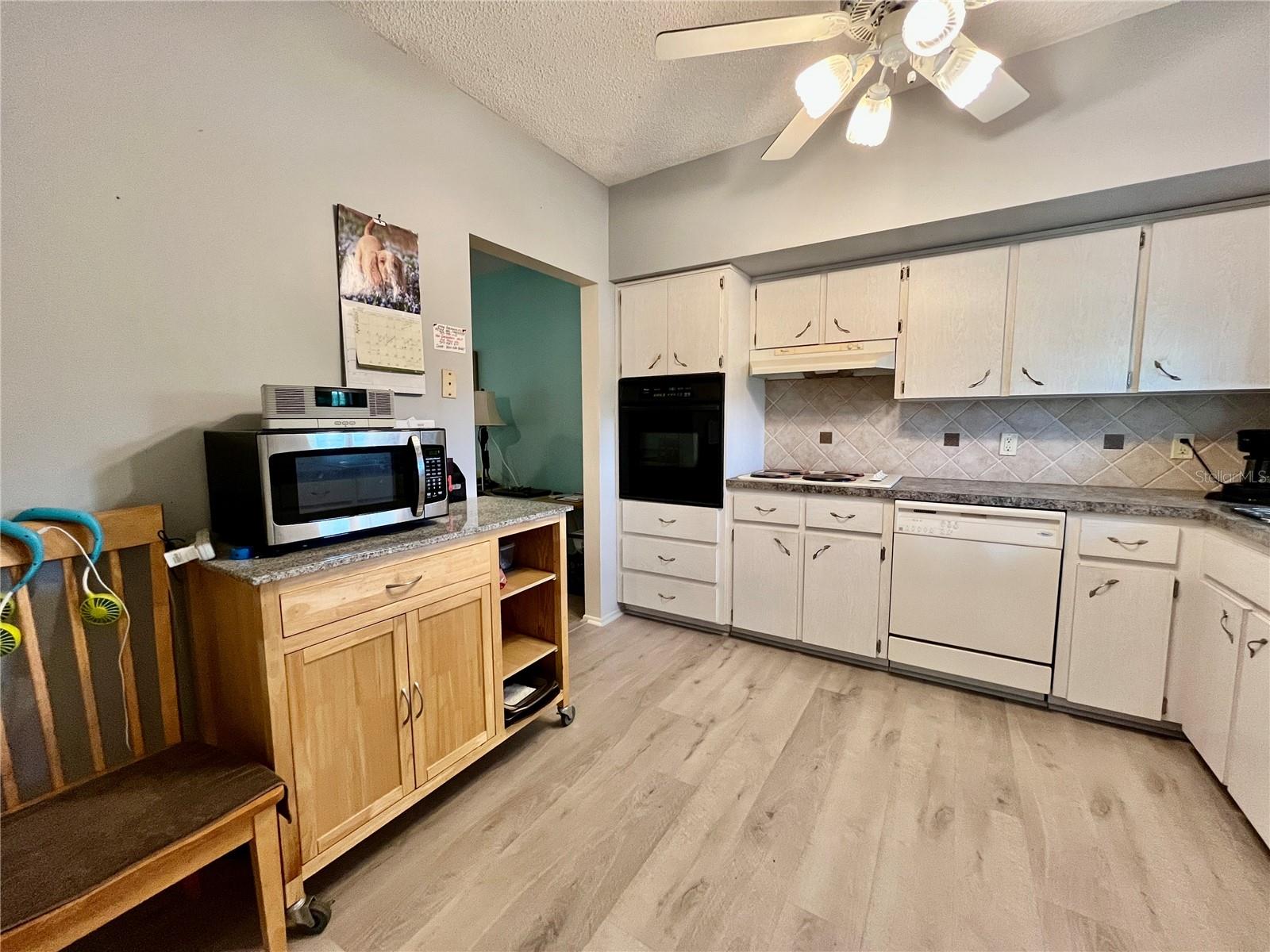 Image 6 of 50 For 2258 World Parkway Boulevard W 56