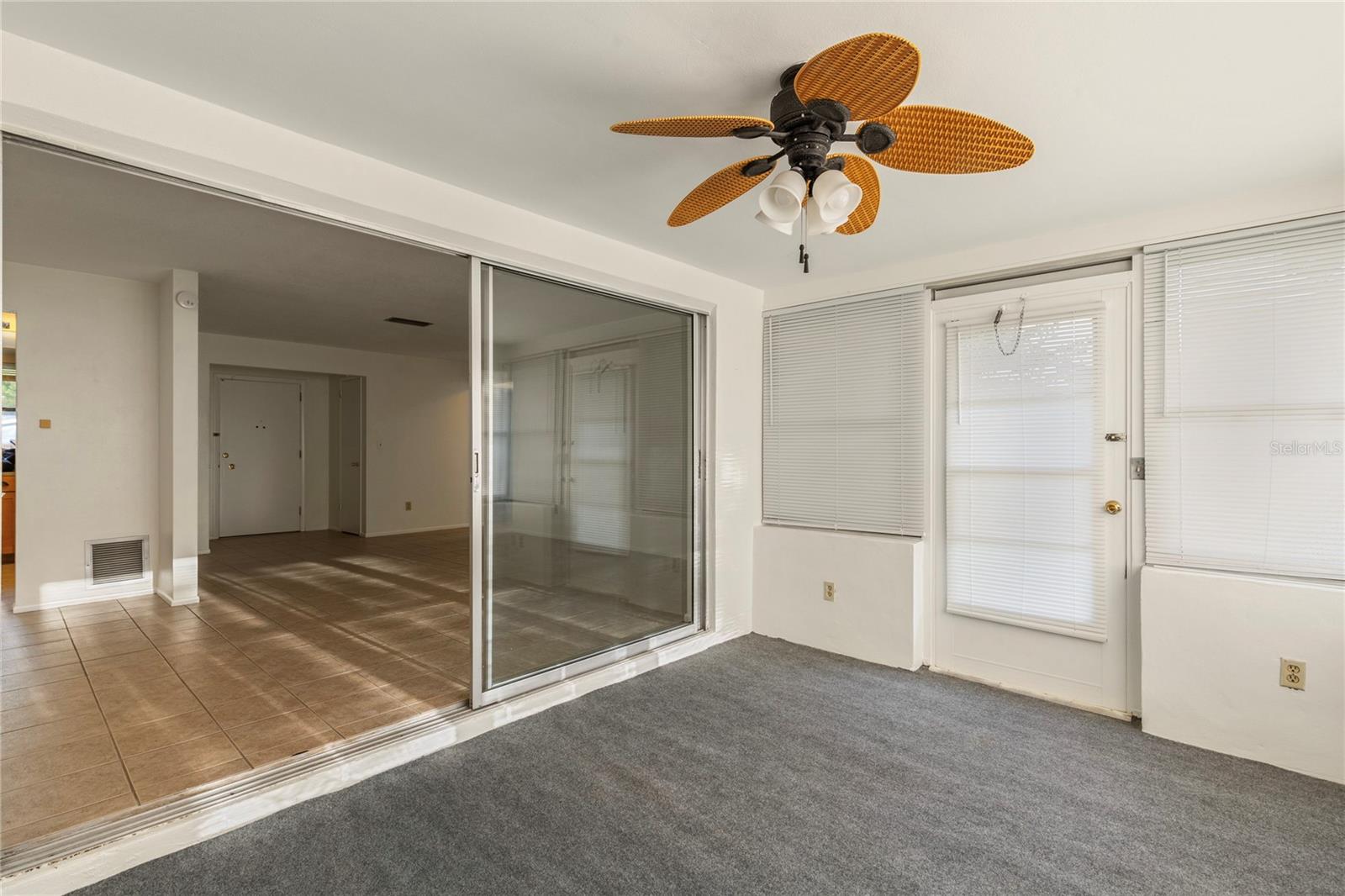 Image 15 of 19 For 1248 Lazy Lake Road W