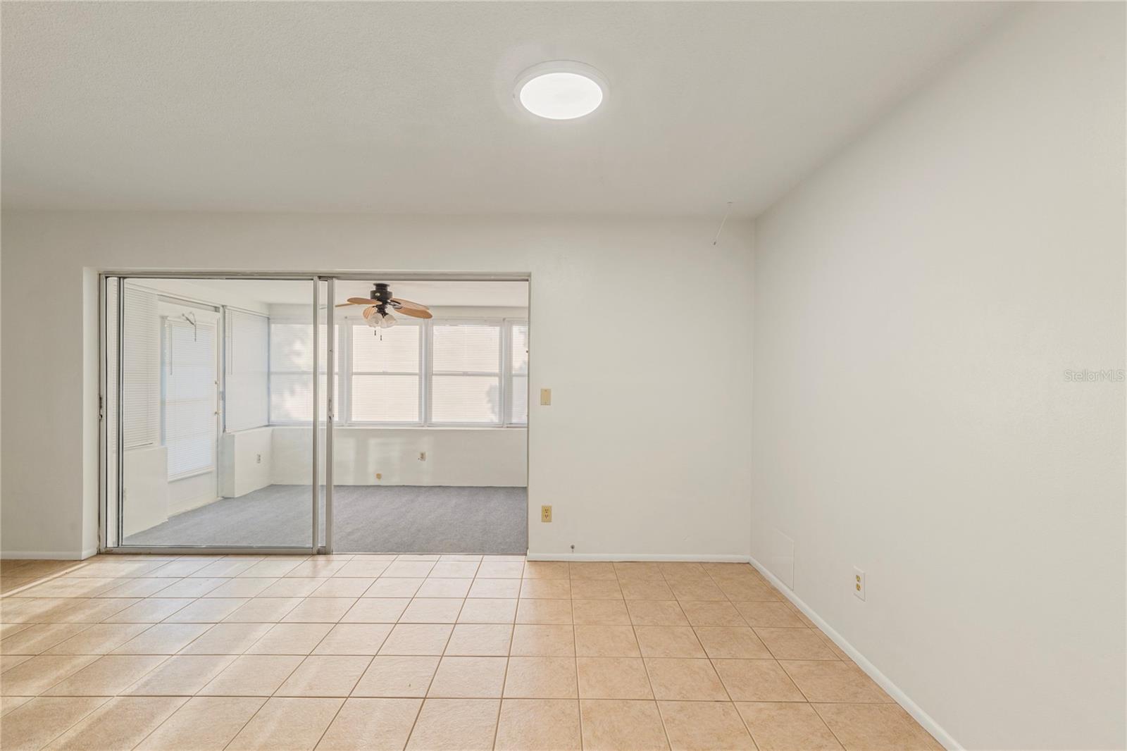 Image 7 of 19 For 1248 Lazy Lake Road W