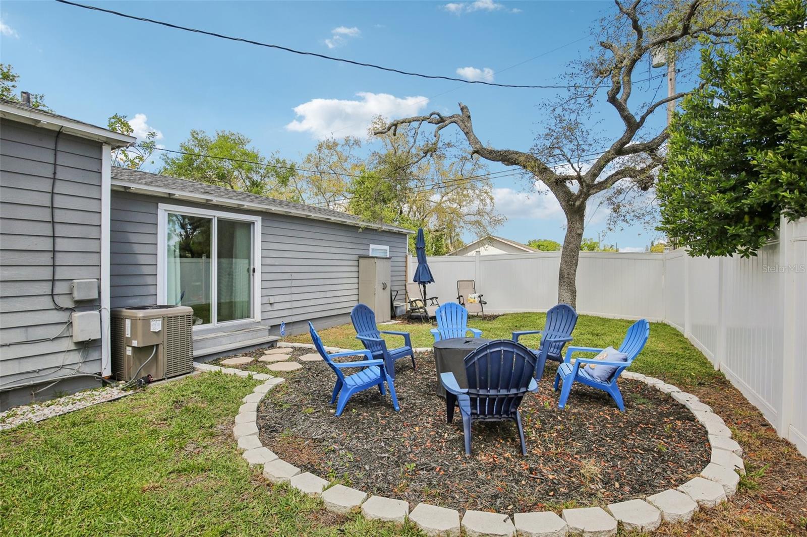 Image 24 of 29 For 4801 Emerson Avenue S