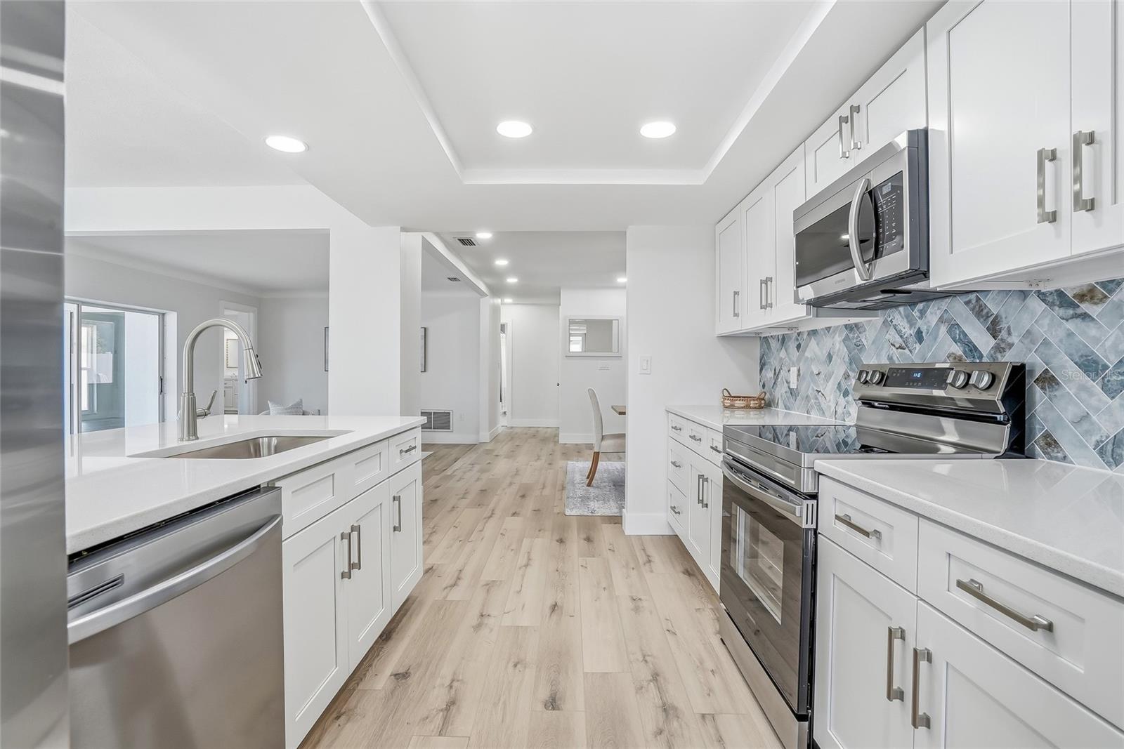 Image 17 of 46 For 5708 Bayshore Drive