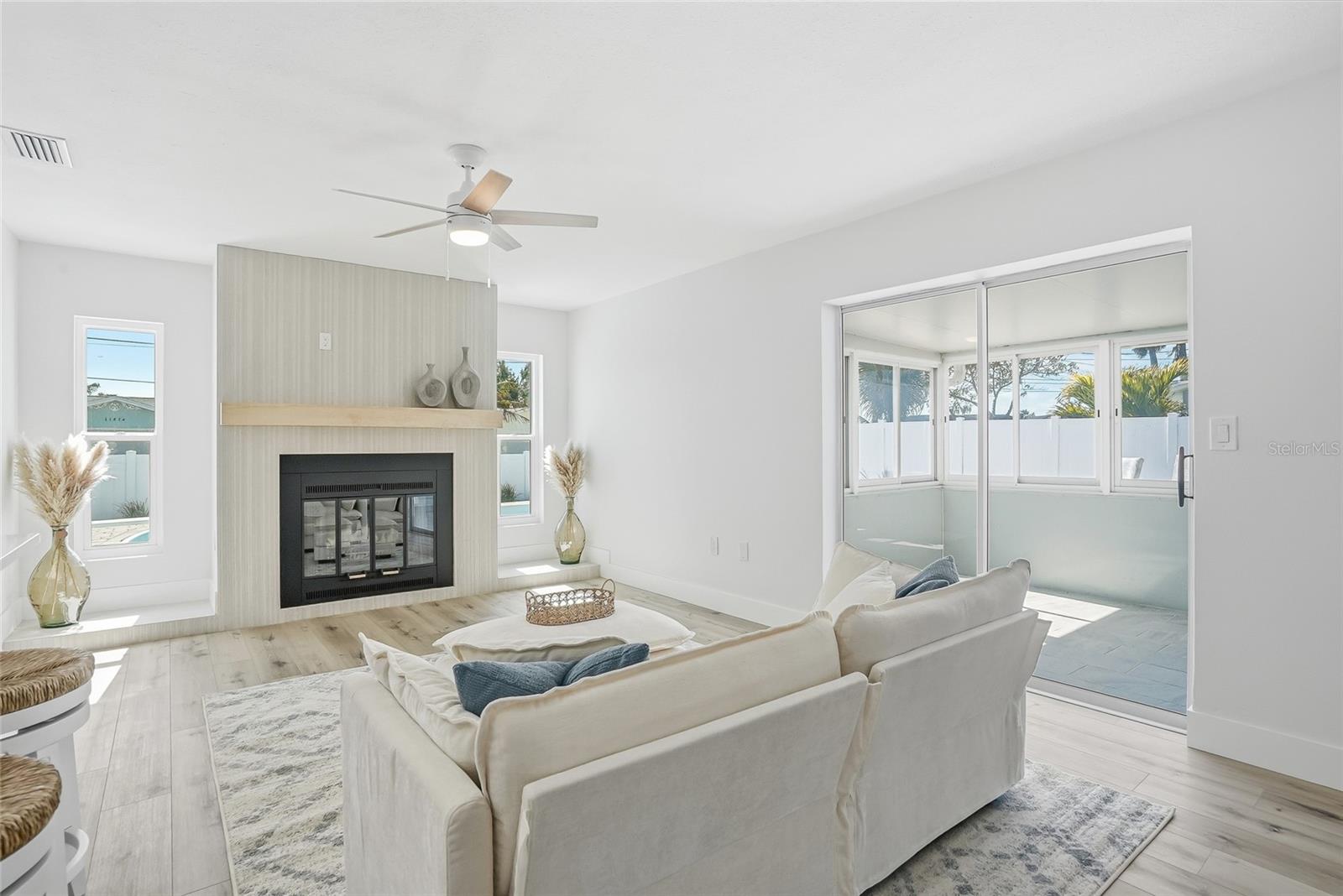 Image 20 of 46 For 5708 Bayshore Drive