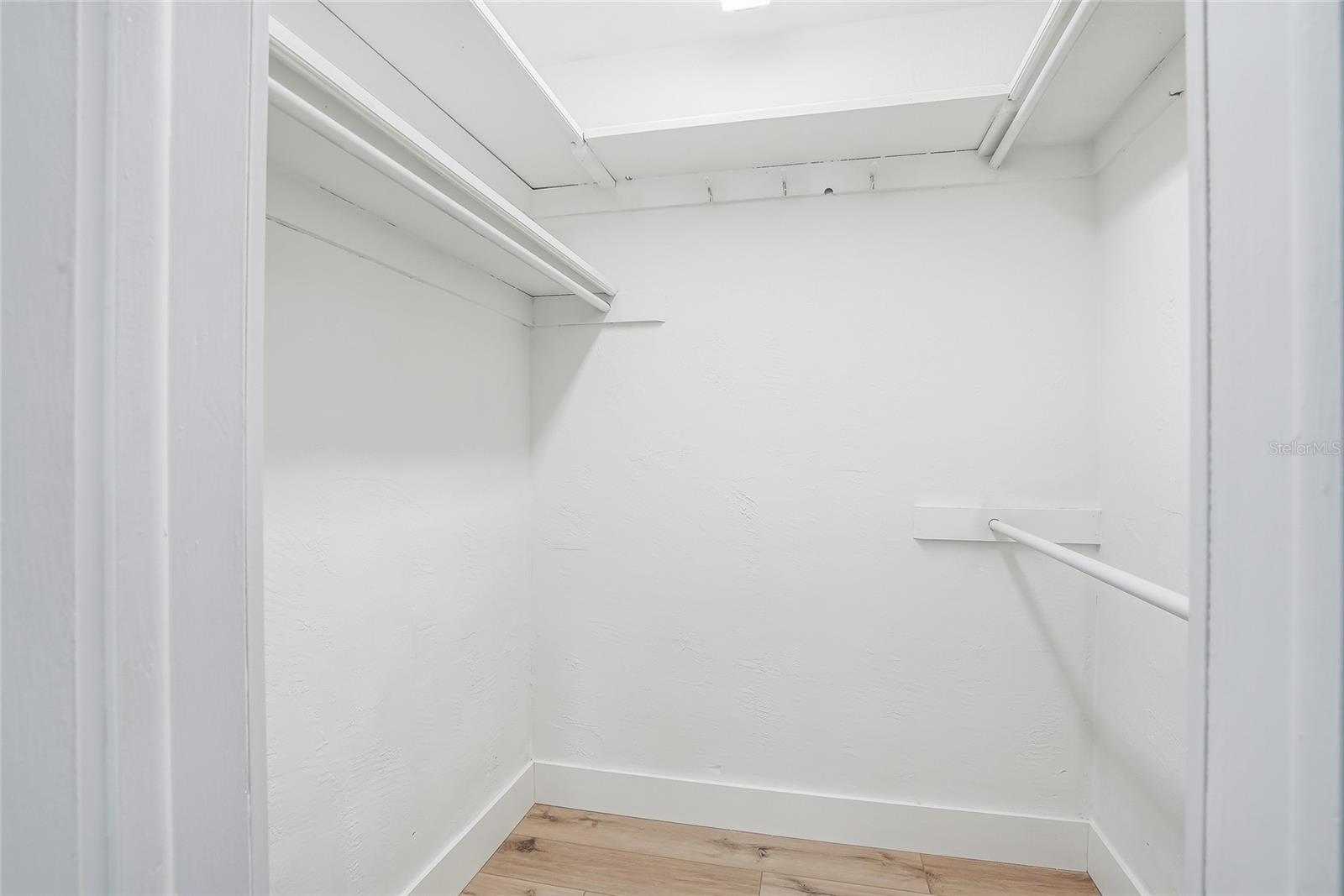 Image 28 of 46 For 5708 Bayshore Drive