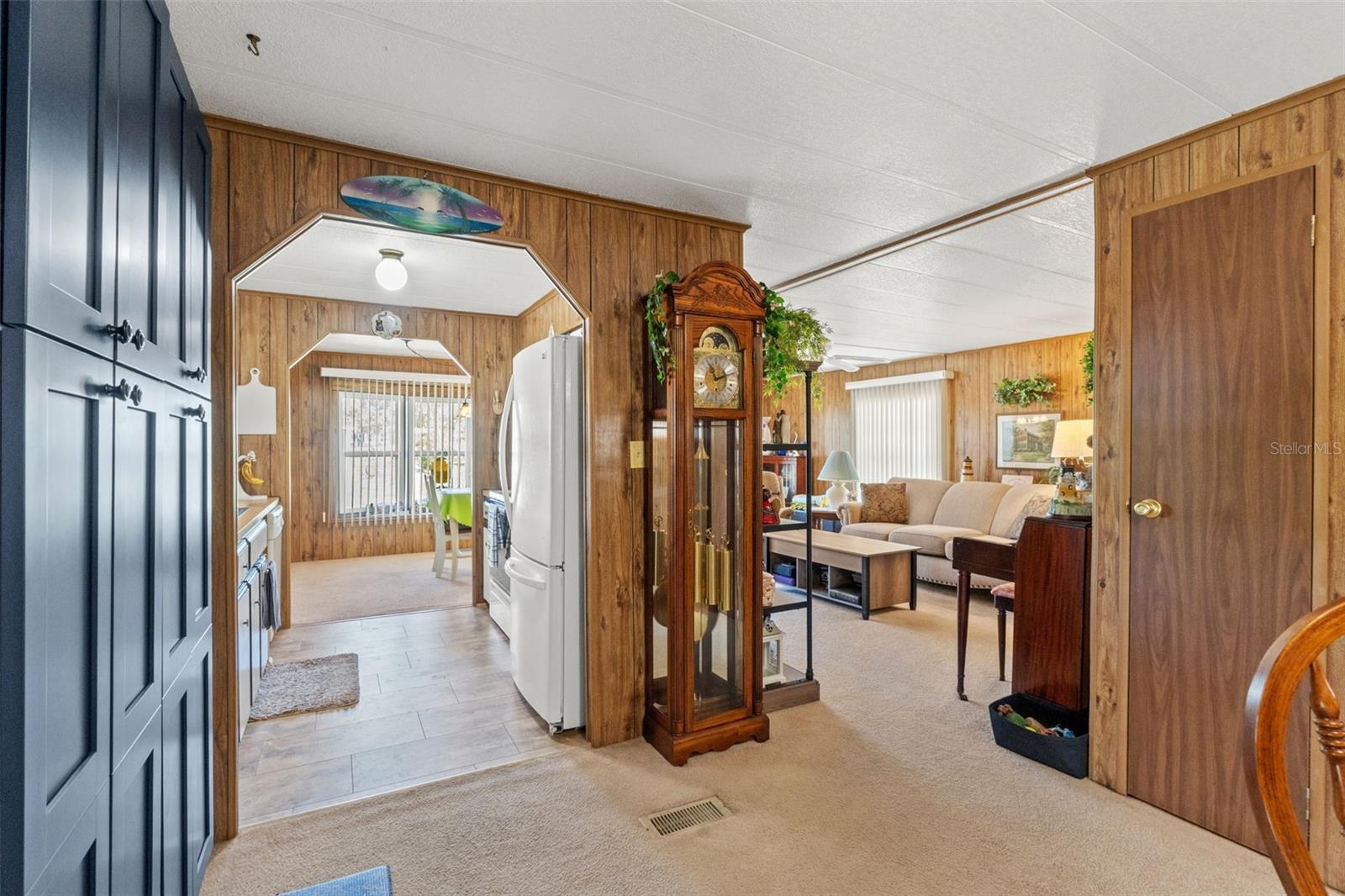 Image 10 of 36 For 15110 Rialto Avenue