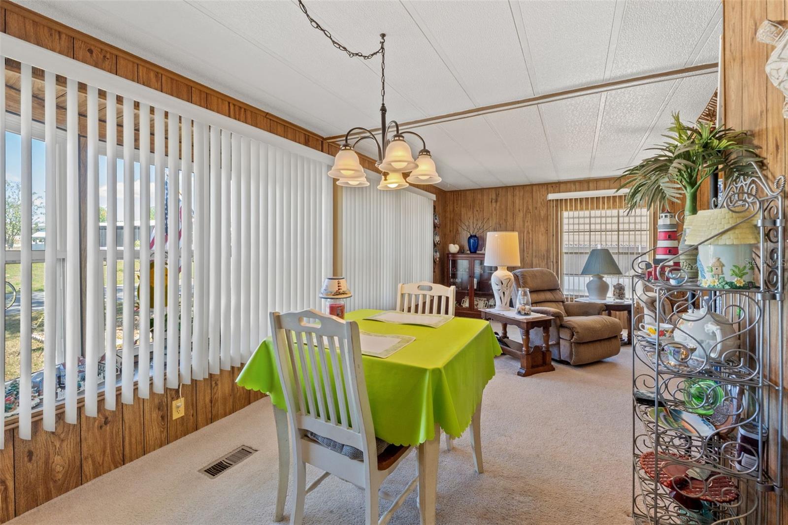 Image 14 of 36 For 15110 Rialto Avenue