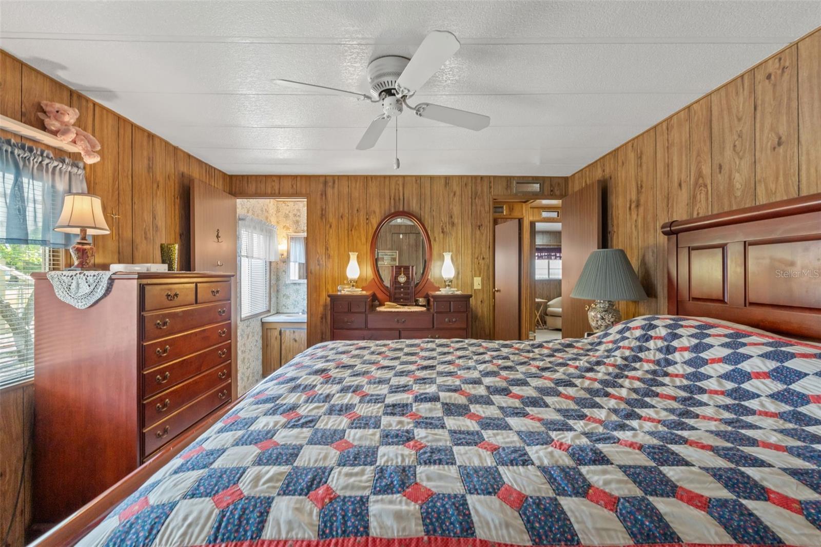 Image 21 of 36 For 15110 Rialto Avenue