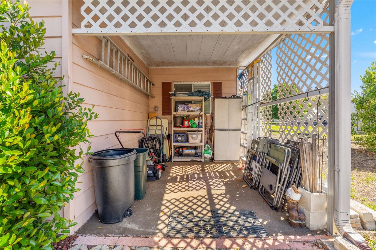 Image 28 of 36 For 15110 Rialto Avenue