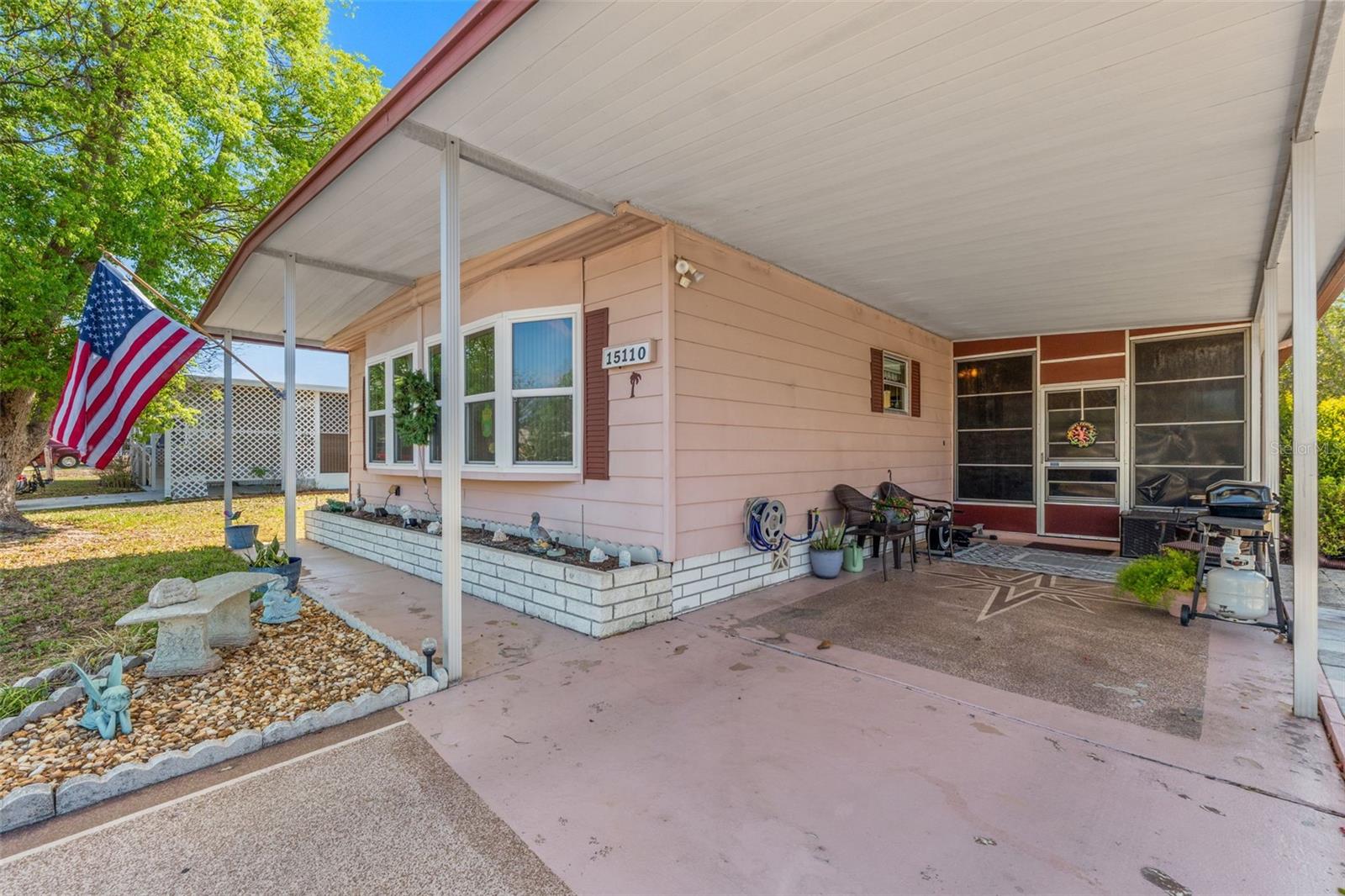 Image 3 of 36 For 15110 Rialto Avenue