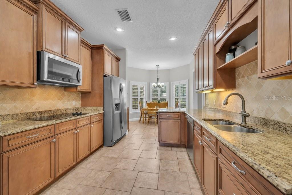 Image 13 of 69 For 3916 Powerline Road