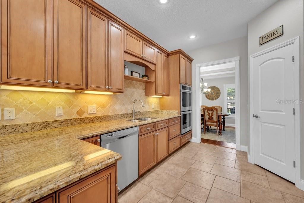 Image 15 of 69 For 3916 Powerline Road