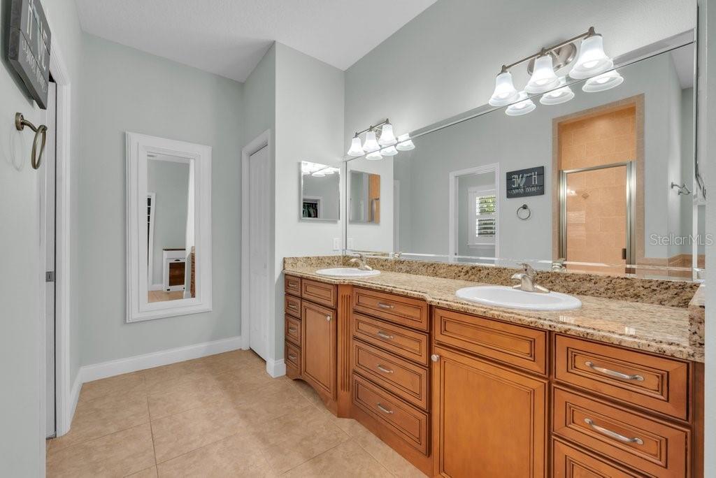 Image 25 of 69 For 3916 Powerline Road