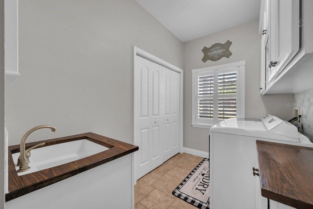 Image 29 of 69 For 3916 Powerline Road